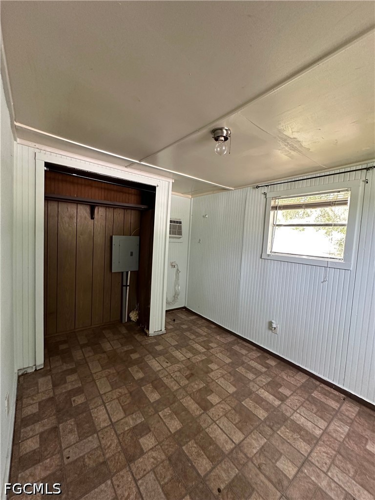 2 Bed ManufacturedHome for Sale in Fort Myers, FL, $800 — photo 14