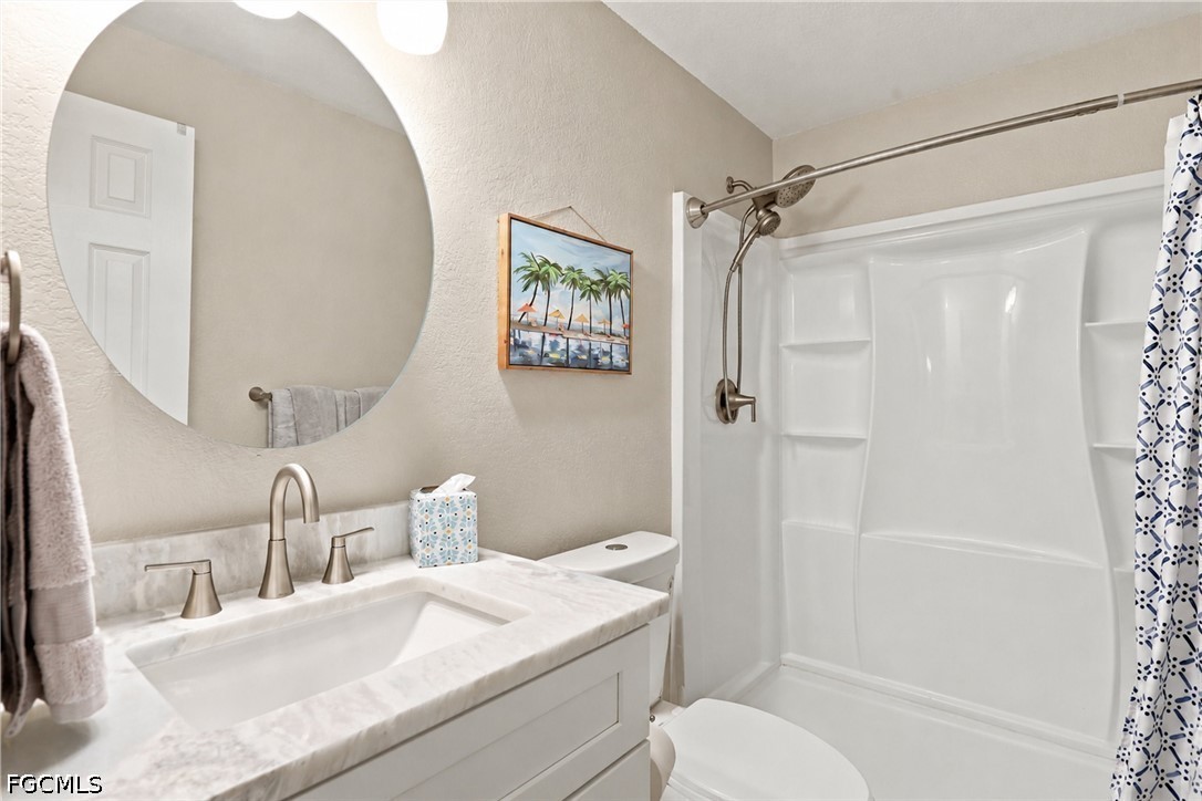 1 Bed Condominium for Sale in Edgewater Village, FL, $84,900 — photo 14