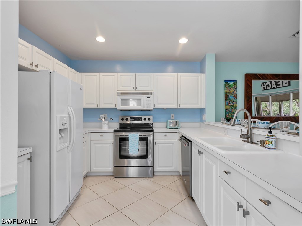 3 Bed Waterfront Home for Sale in Diamond Lake, FL, $415,000 — photo 14