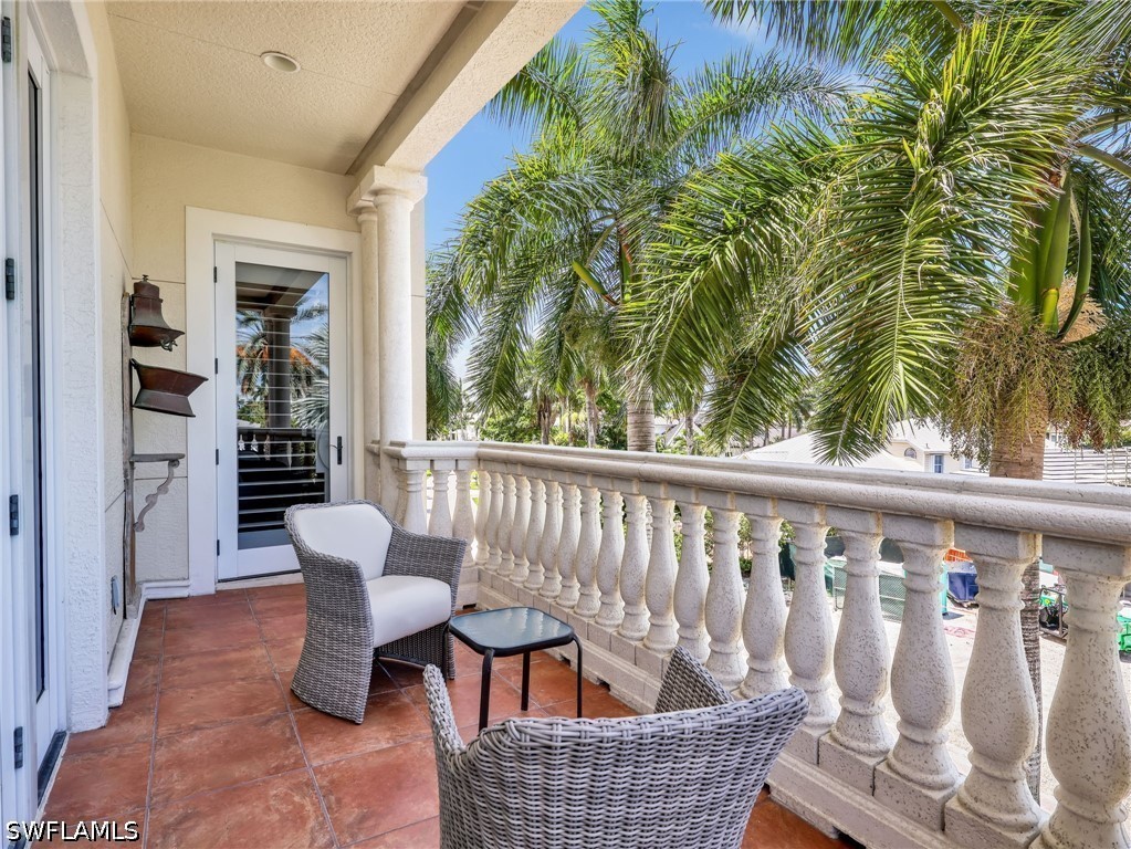 2 Bed Condominium for Sale in Naples, photo 14