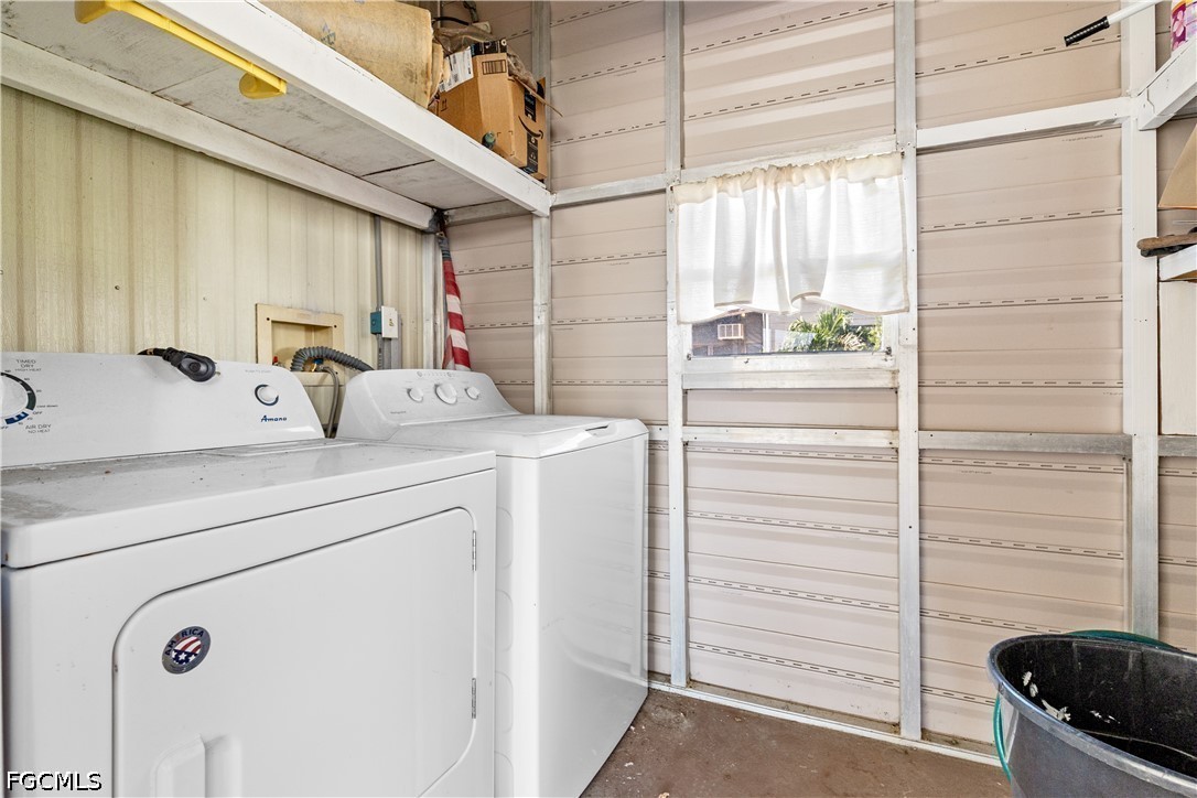 2 Bed ManufacturedHome for Sale in Tamiami Village, photo 14
