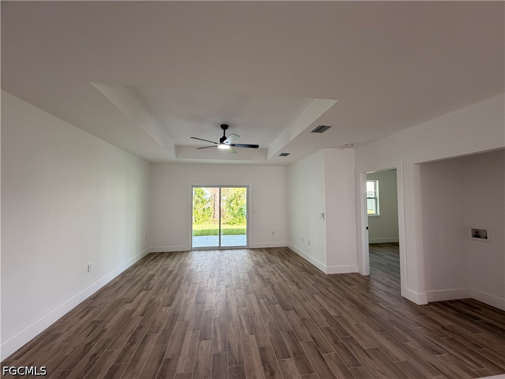 3 Bed Duplex for Sale in Lehigh Estates, photo 14