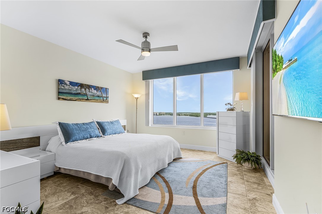 3 Bed Waterfront Home for Sale in Fort Myers, photo 14