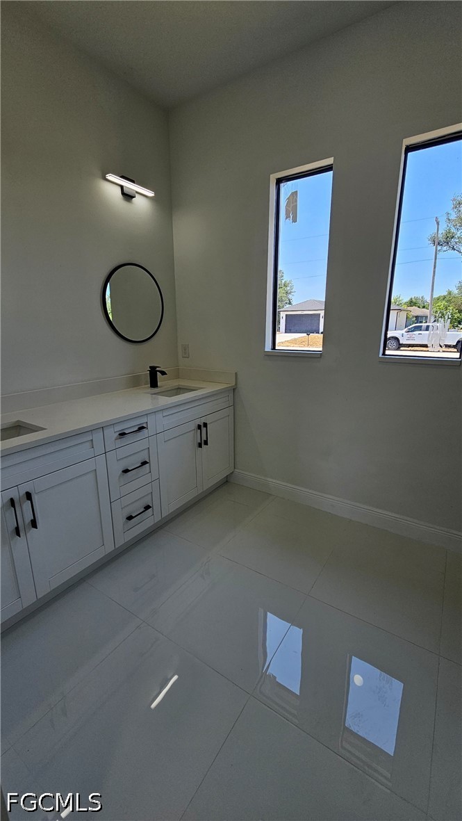 4 Bed SingleFamilyResidence for Sale in Lehigh Acres, photo 14