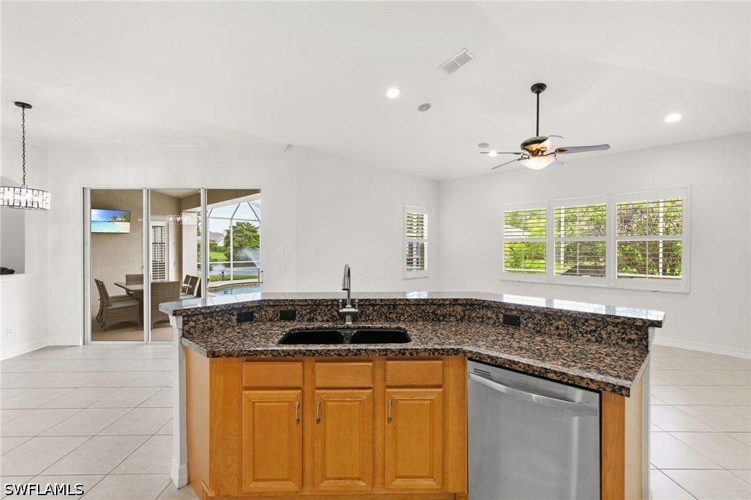 4 Bed Pool Home for Sale in Wilshire Lakes, photo 14