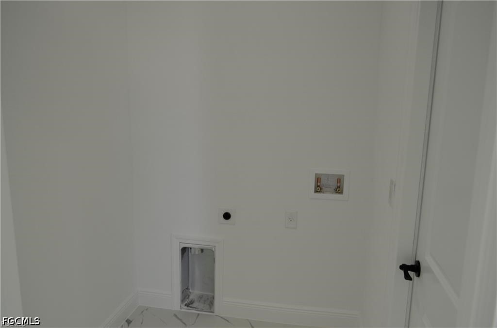 3 Bed SingleFamilyResidence for Sale in Lehigh Acres, photo 14