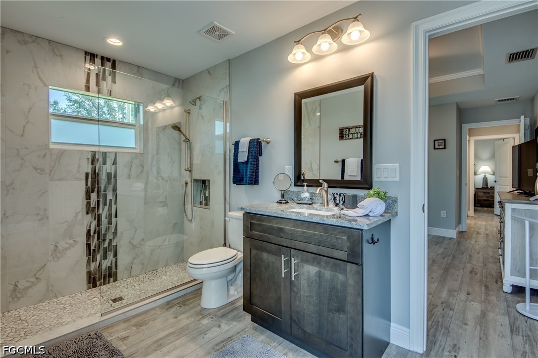 3 Bed Pool Home for Sale in Cape Coral, photo 14