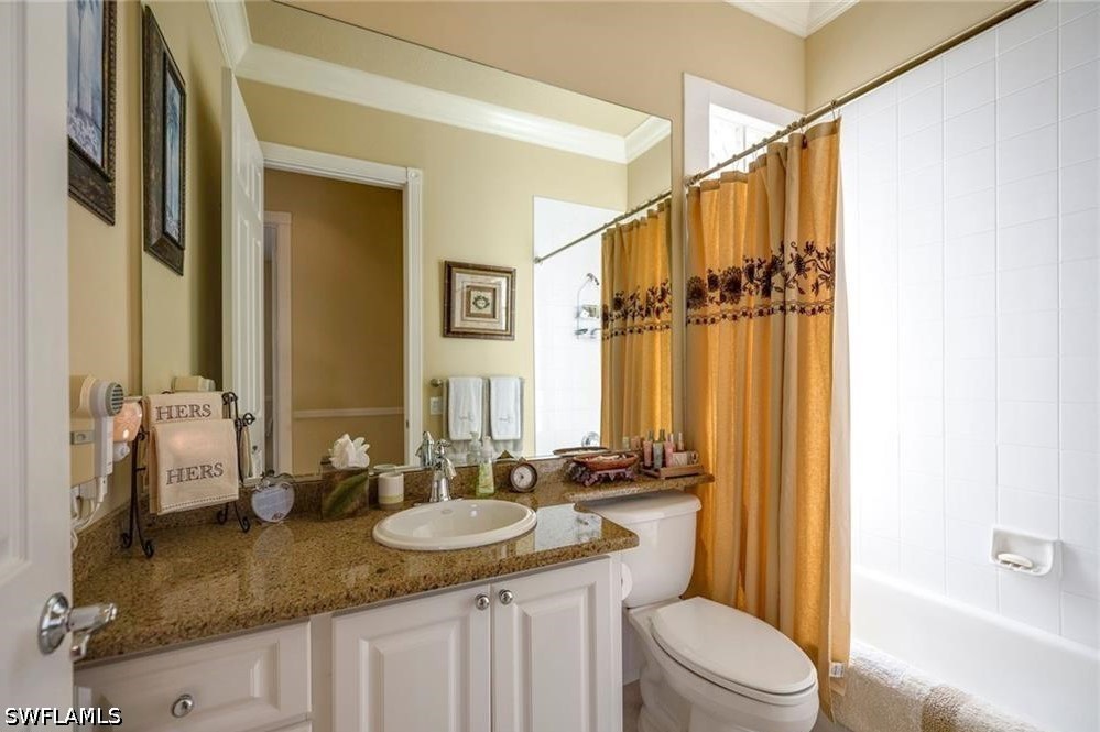 3 Bed Waterfront Home for Sale in Village Walk, photo 14