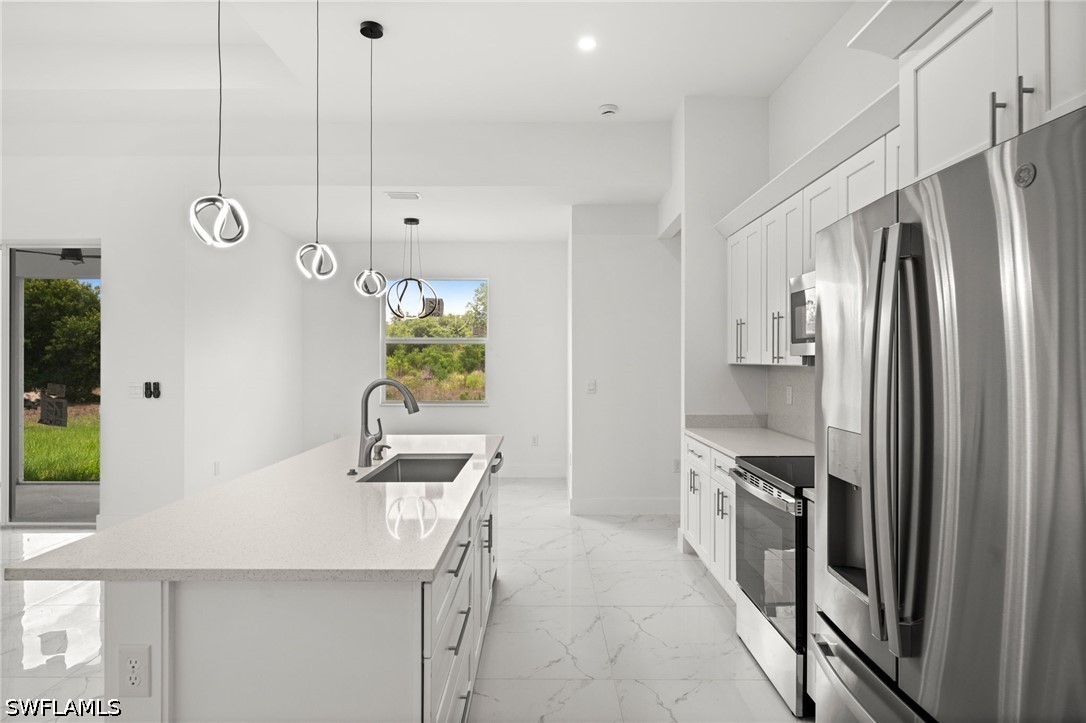 3 Bed SingleFamilyResidence for Sale in Lehigh Acres, photo 14