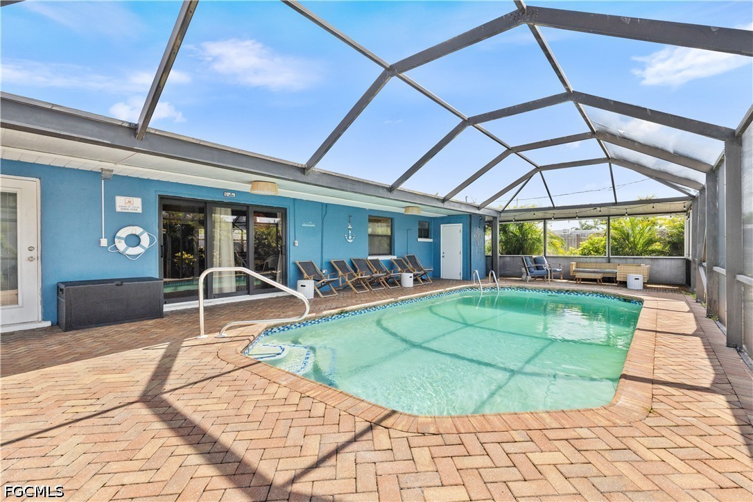 3 Bed Pool Home for Sale in Palmlee Park, photo 14