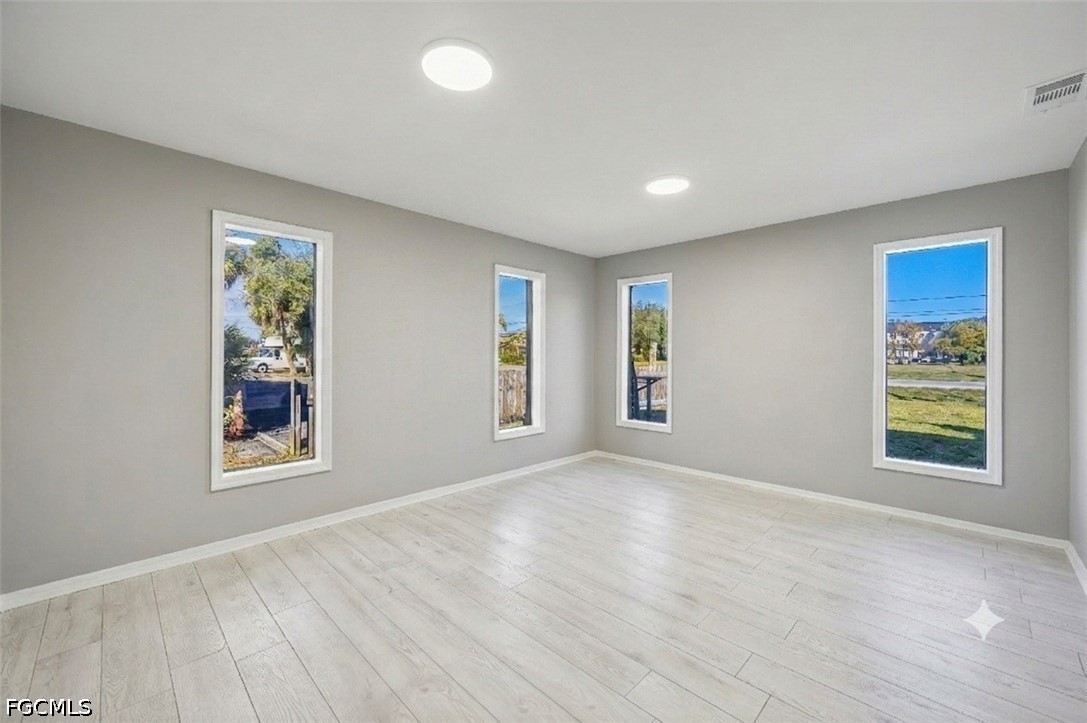 Office for Sale in Fort Myers, photo 14