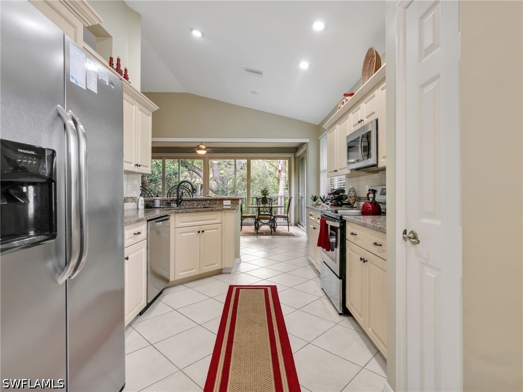 3 Bed Condominium for Sale in Crossings, photo 14
