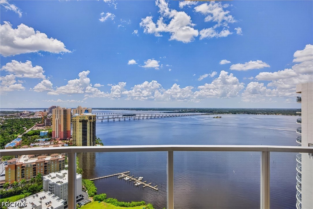2 Bed Waterfront Home for Sale in Oasis, photo 14