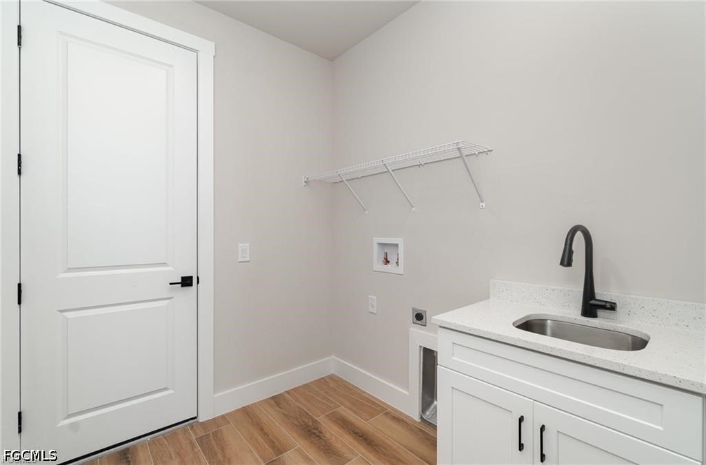 4 Bed Pool Home for Sale in Cape Coral, photo 14