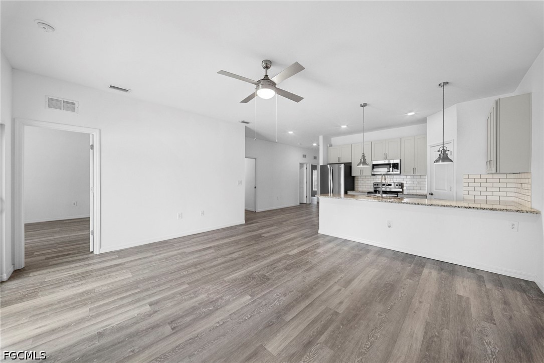 3 Bed Duplex for Sale in Lehigh Estates, photo 14