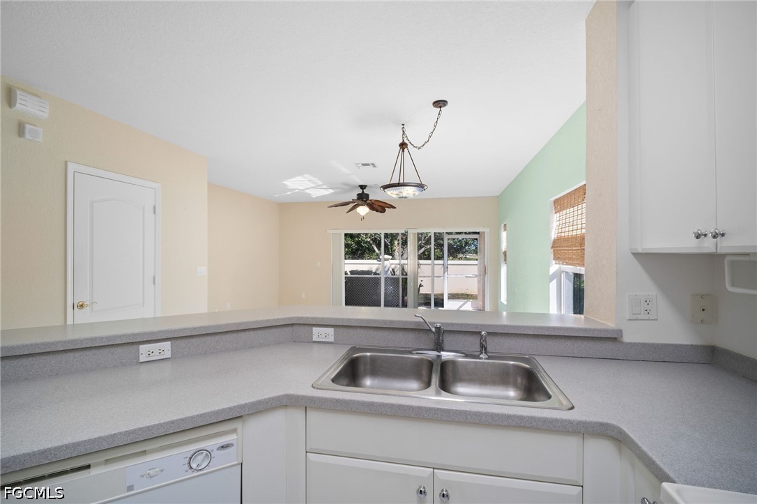 2 Bed Townhouse for Sale in Olympia Pointe, photo 14