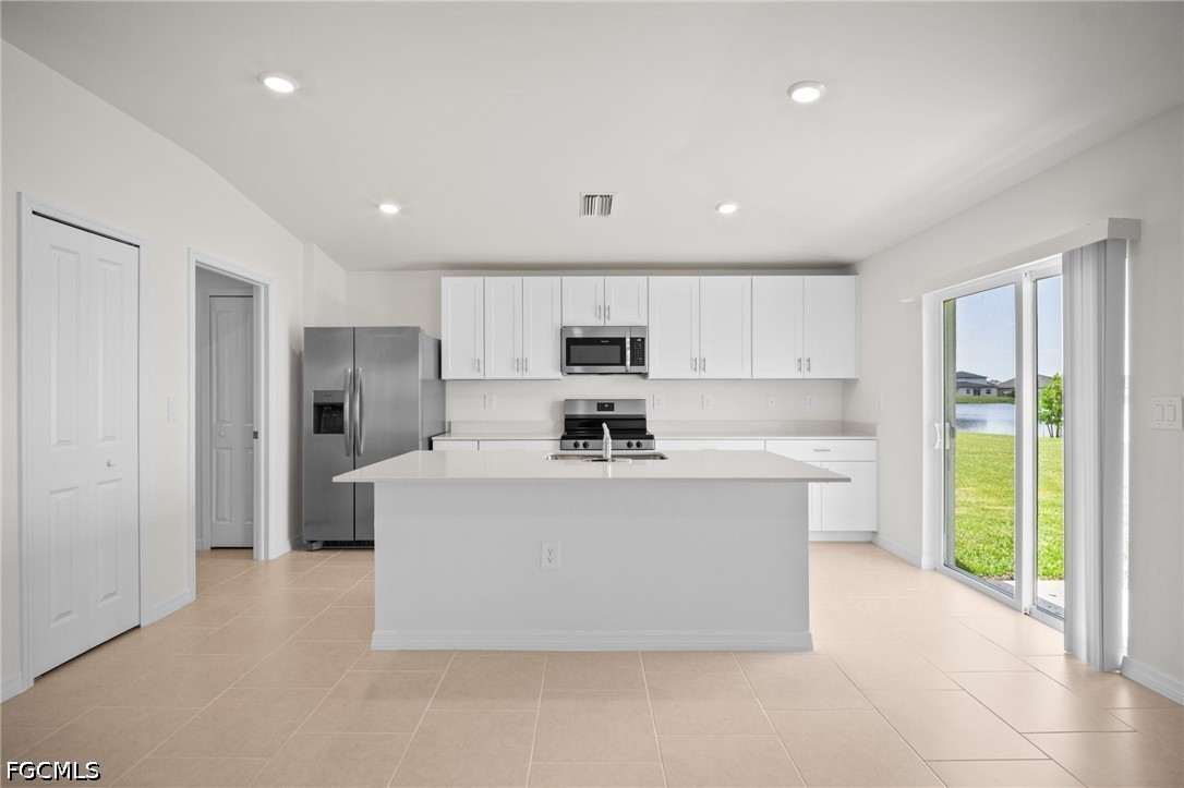 3 Bed SingleFamilyResidence for Sale in Crane Landing, photo 14