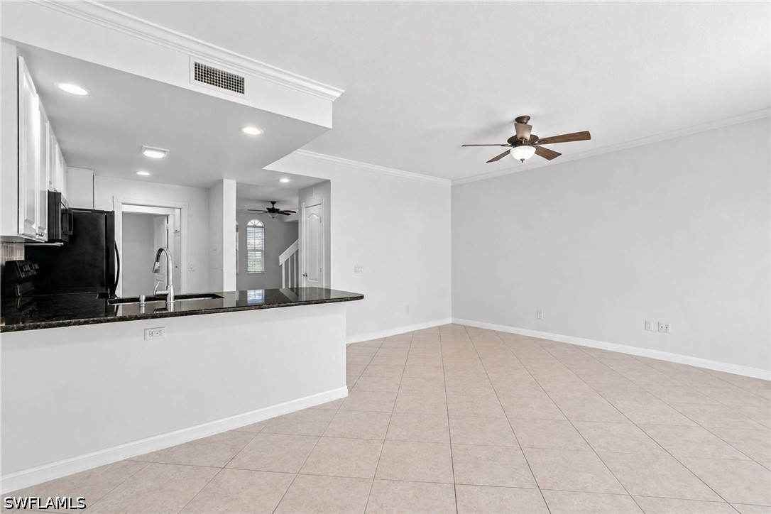 3 Bed Pool Home for Sale in Island Walk, photo 14