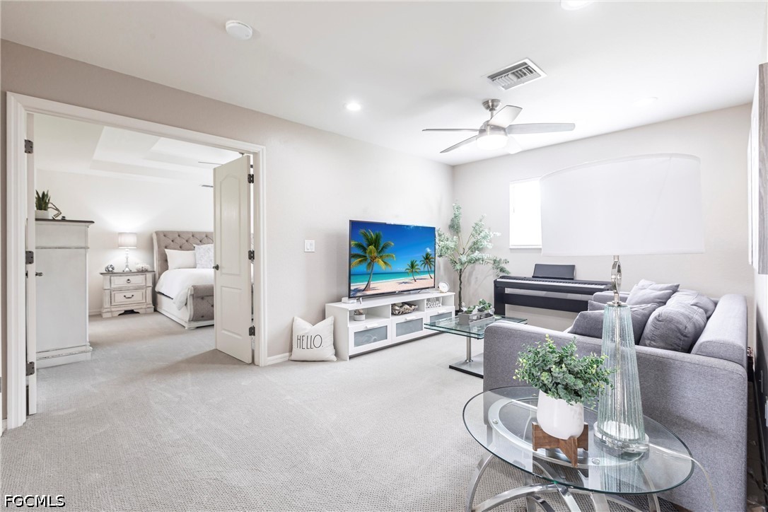 4 Bed SingleFamilyResidence for Sale in Stoneybrook, photo 14
