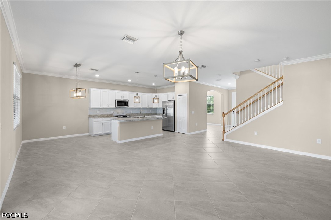 4 Bed SingleFamilyResidence for Sale in Fort Myers, photo 14