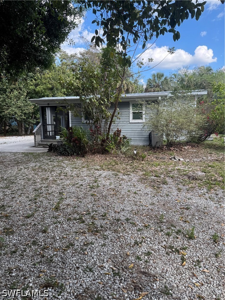 1 Bed Waterfront Home for Sale in Bonita Springs, photo 14