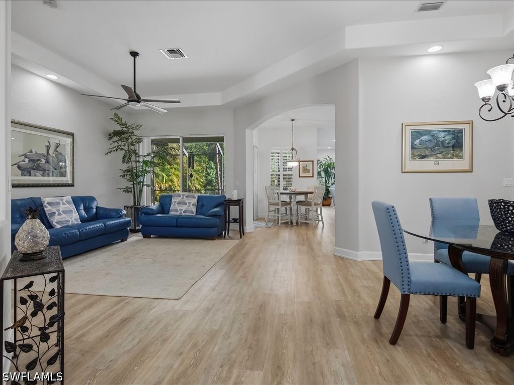 4 Bed Pool Home for Sale in Livingston Woods, photo 14
