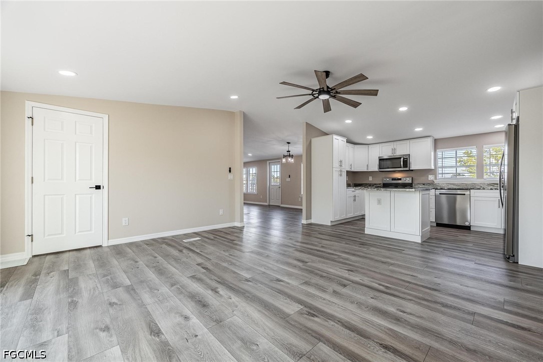 4 Bed ManufacturedHome for Sale in Alva, photo 14