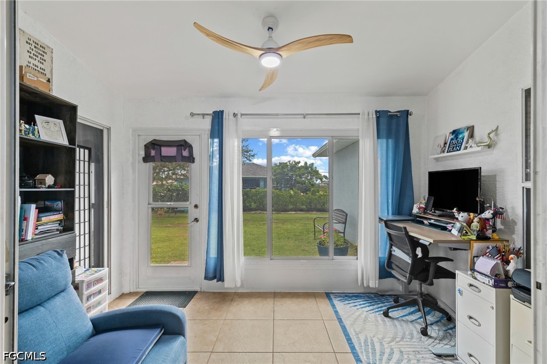3 Bed SingleFamilyResidence for Sale in Cape Coral, photo 14