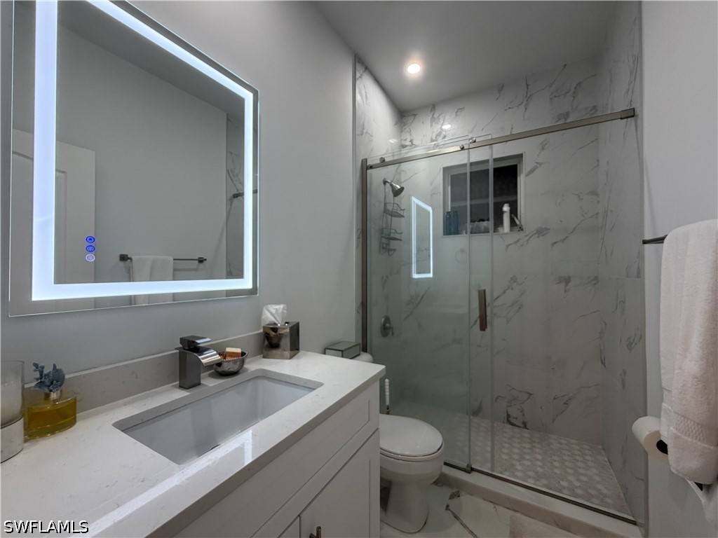 2 Bed SingleFamilyResidence for Sale in Naples, photo 14
