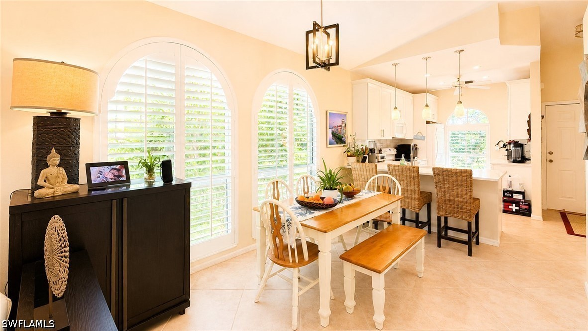 2 Bed Condominium for Sale in Twelve Oaks, photo 14