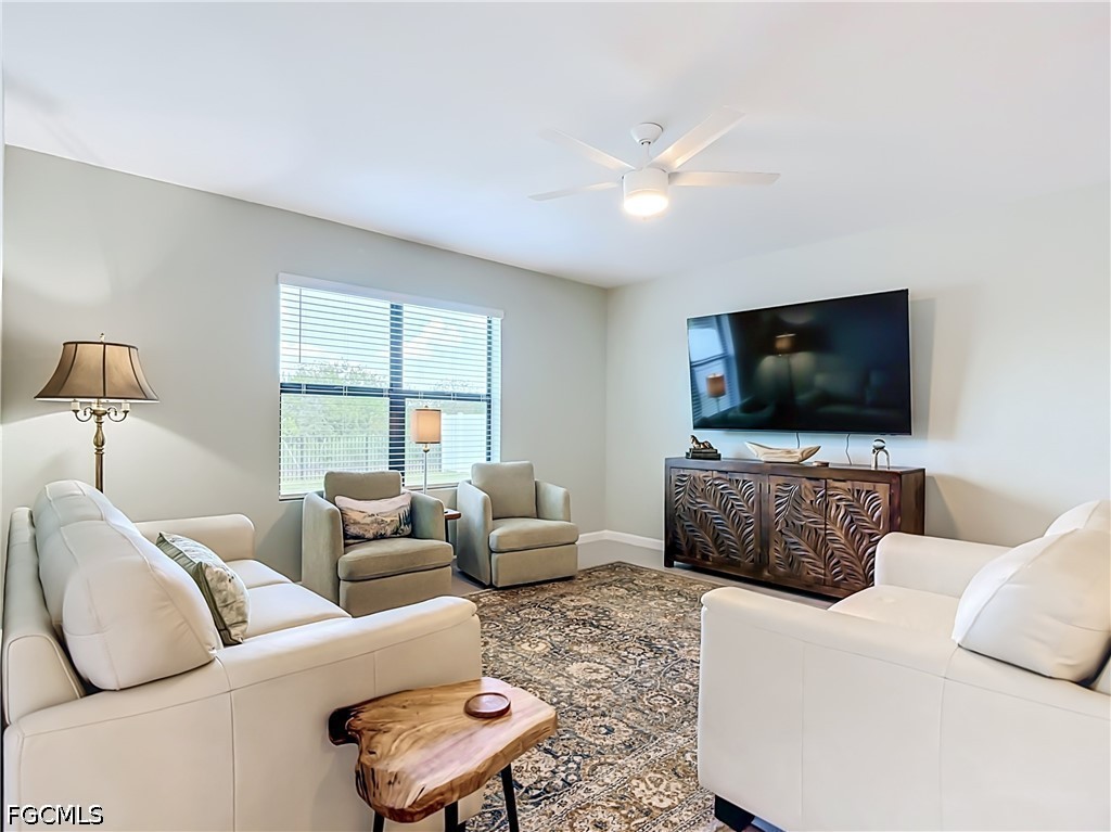 4 Bed SingleFamilyResidence for Sale in Caloosa Cove, photo 14