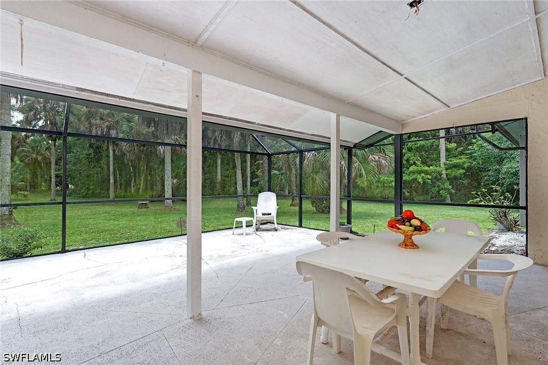 3 Bed SingleFamilyResidence for Sale in Naples, photo 14