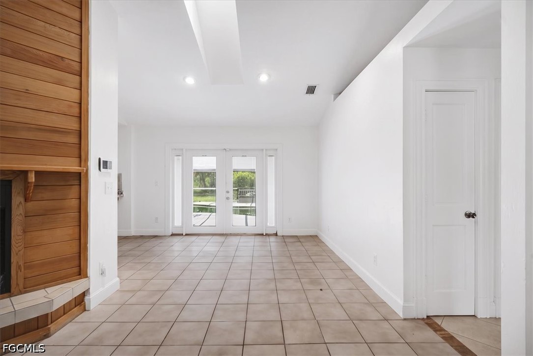 3 Bed Pool Home for Sale in Naples, photo 14