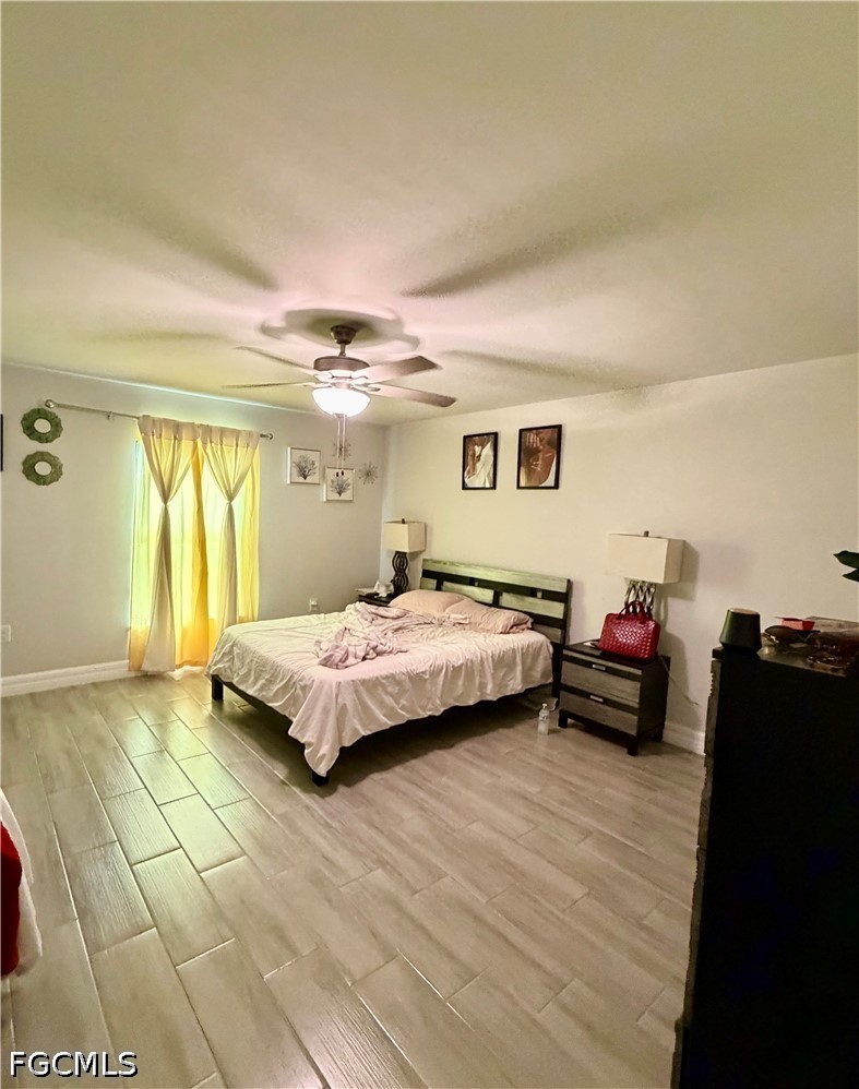 4 Bed SingleFamilyResidence for Sale in Lehigh Acres, photo 14
