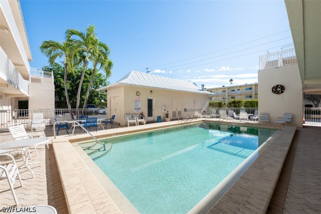 2 Bed Pool Home for Sale in Town Manor, photo 14