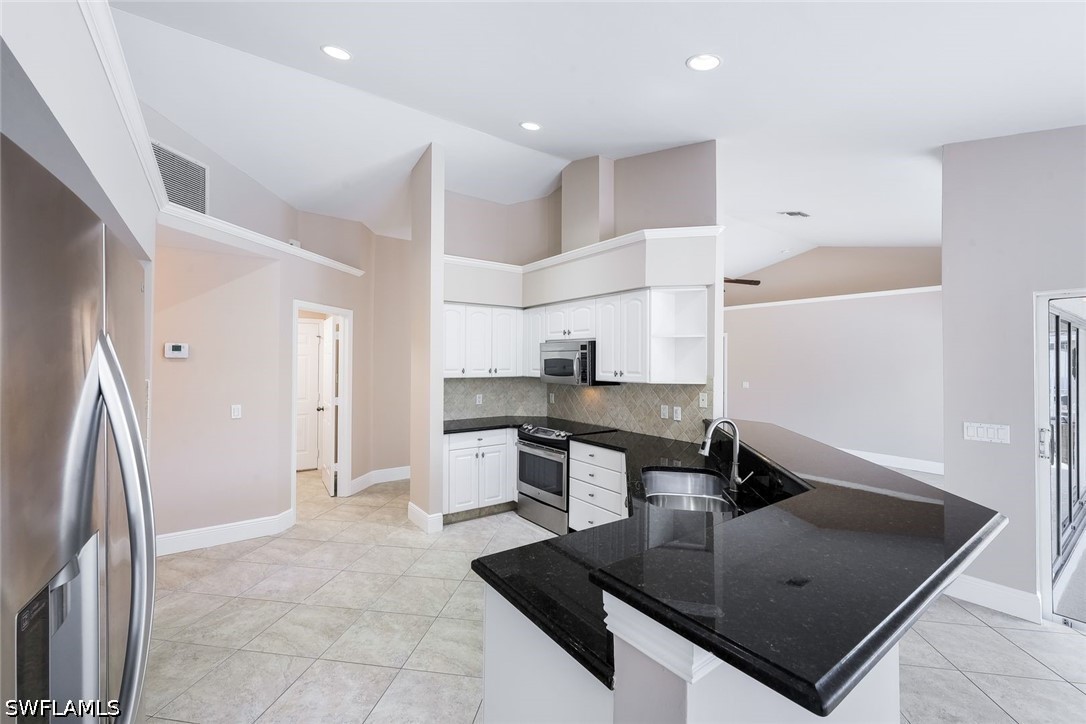 3 Bed Pool Home for Sale in Marco Beach, photo 14