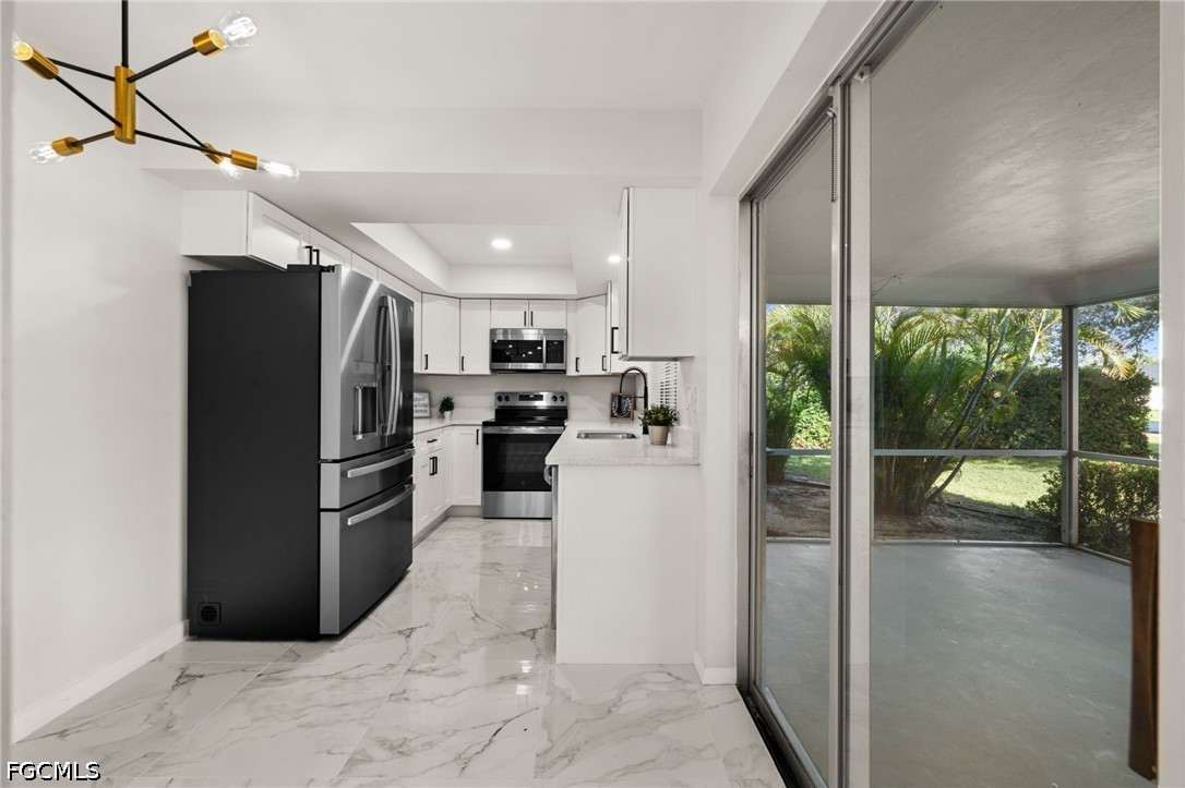 3 Bed SingleFamilyResidence for Sale in Cape Coral, photo 14