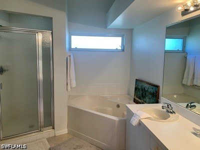 2 Bed Waterfront Home for Sale in Bonita Springs, photo 14