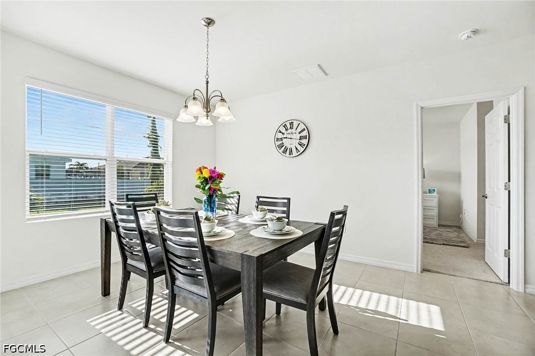 3 Bed SingleFamilyResidence for Sale in Cape Coral, photo 14