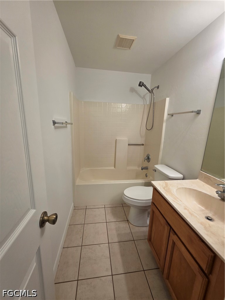 3 Bed SingleFamilyResidence for Sale in Cape Coral, photo 14