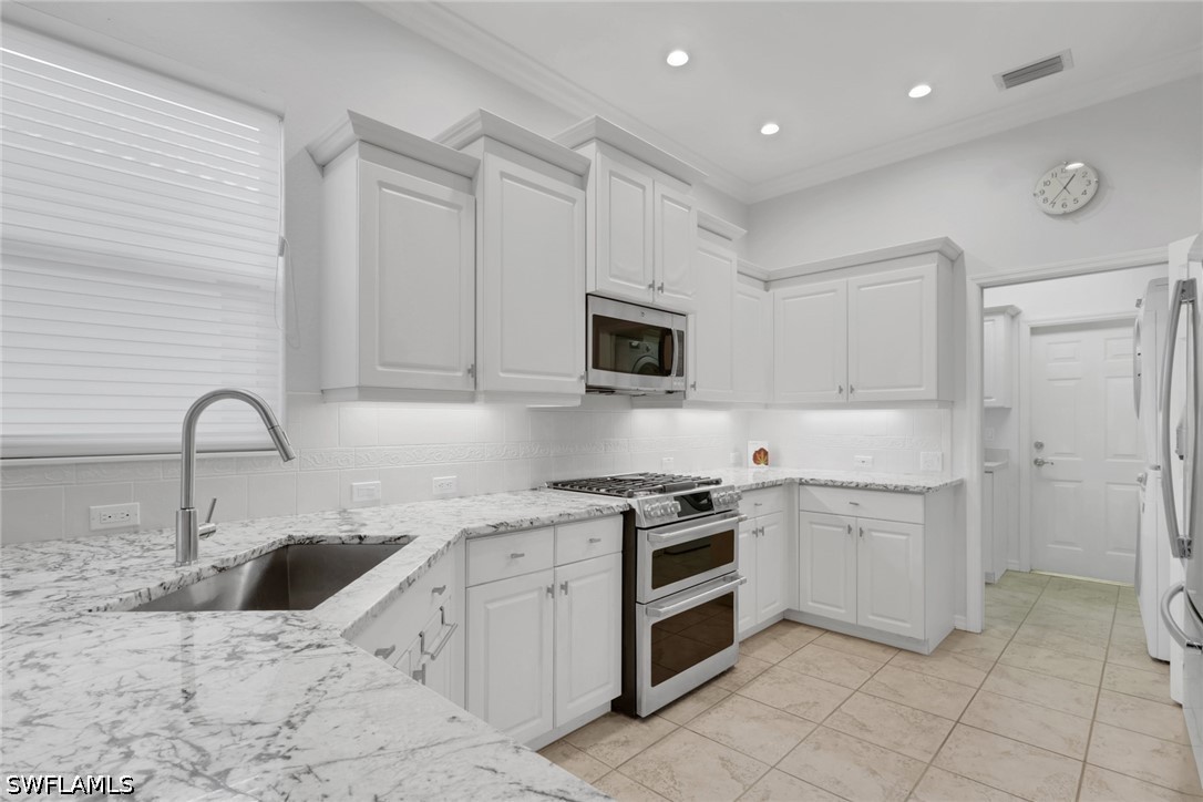 3 Bed Pool Home for Sale in Palo Verde, photo 14