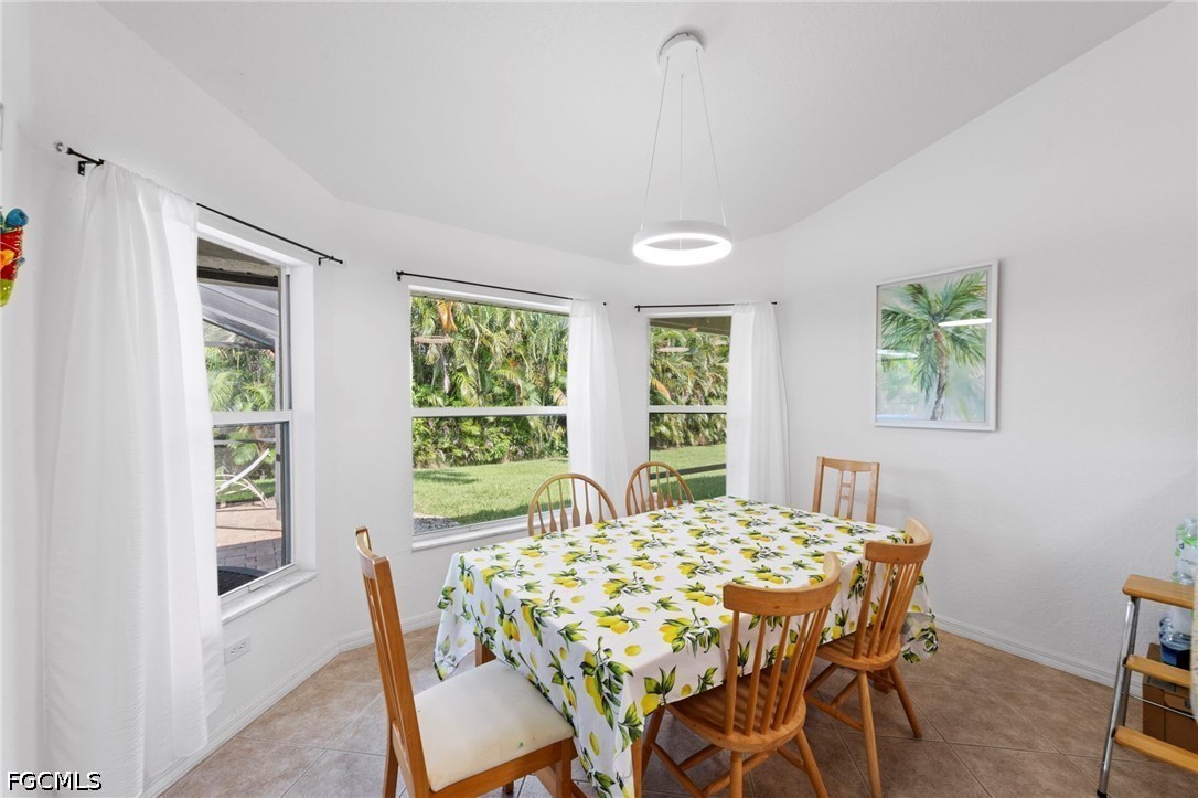 3 Bed Pool Home for Sale in Cape Coral, photo 14