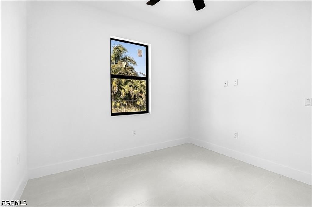 4 Bed SingleFamilyResidence for Sale in Cape Coral, photo 14