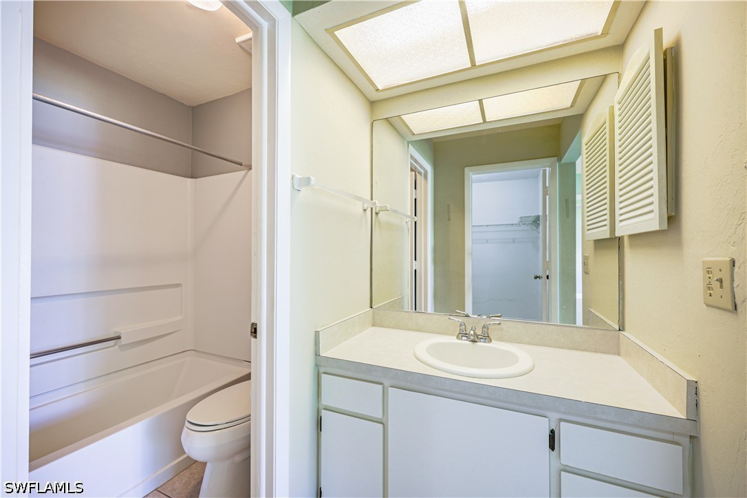 2 Bed Condominium for Sale in Winterpark, photo 14