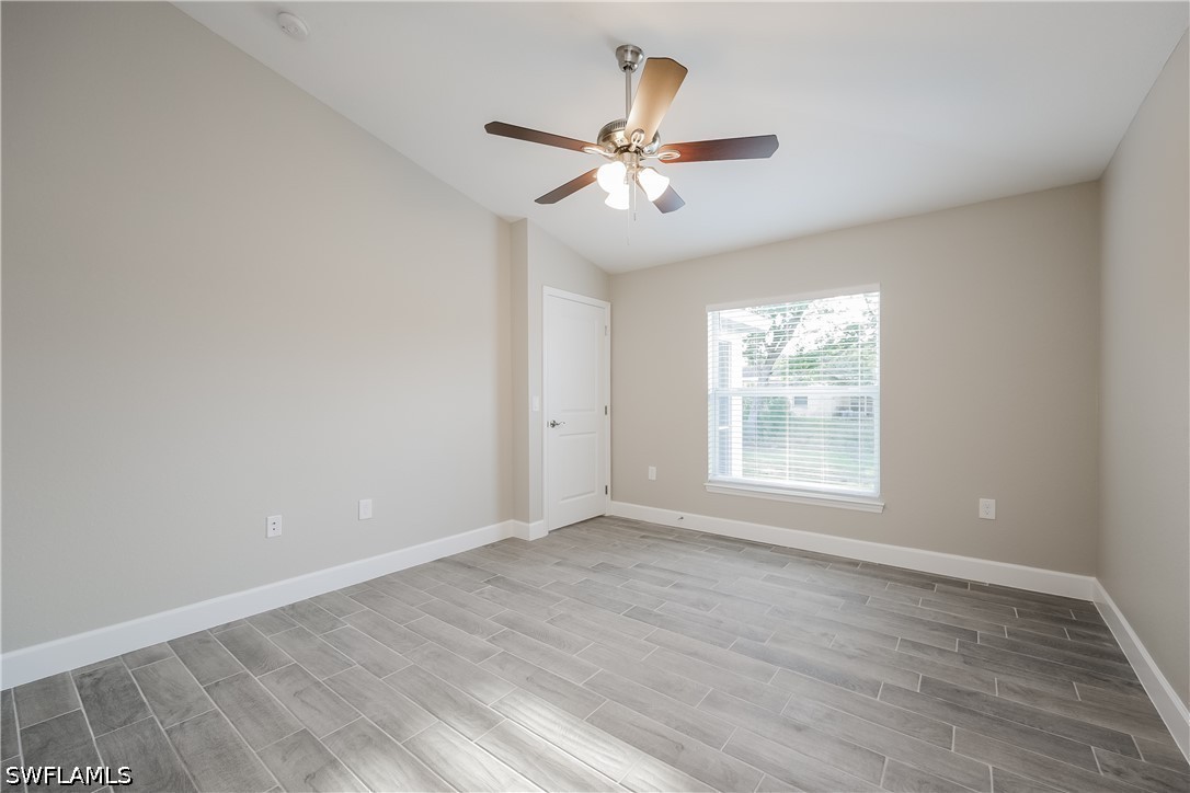 3 Bed SingleFamilyResidence for Sale in Lehigh Acres, photo 14