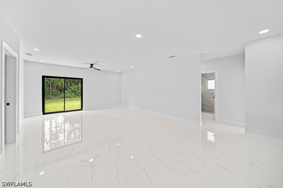 3 Bed SingleFamilyResidence for Sale in Lehigh Acres, photo 14