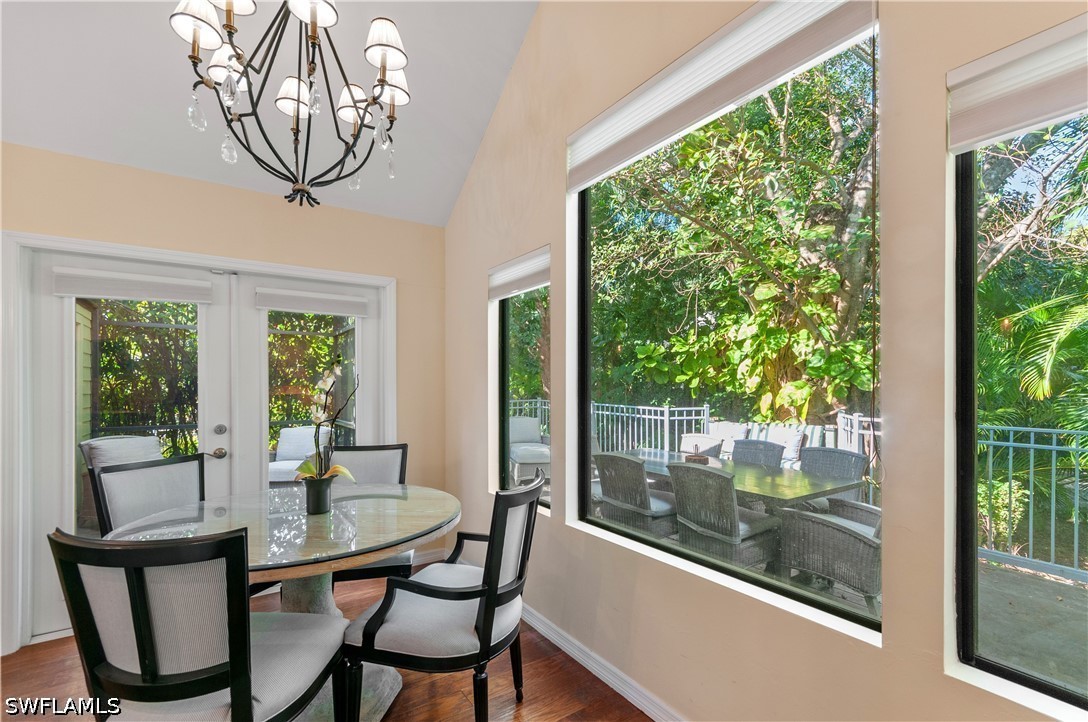 2 Bed Detached for Sale in Naples, photo 14