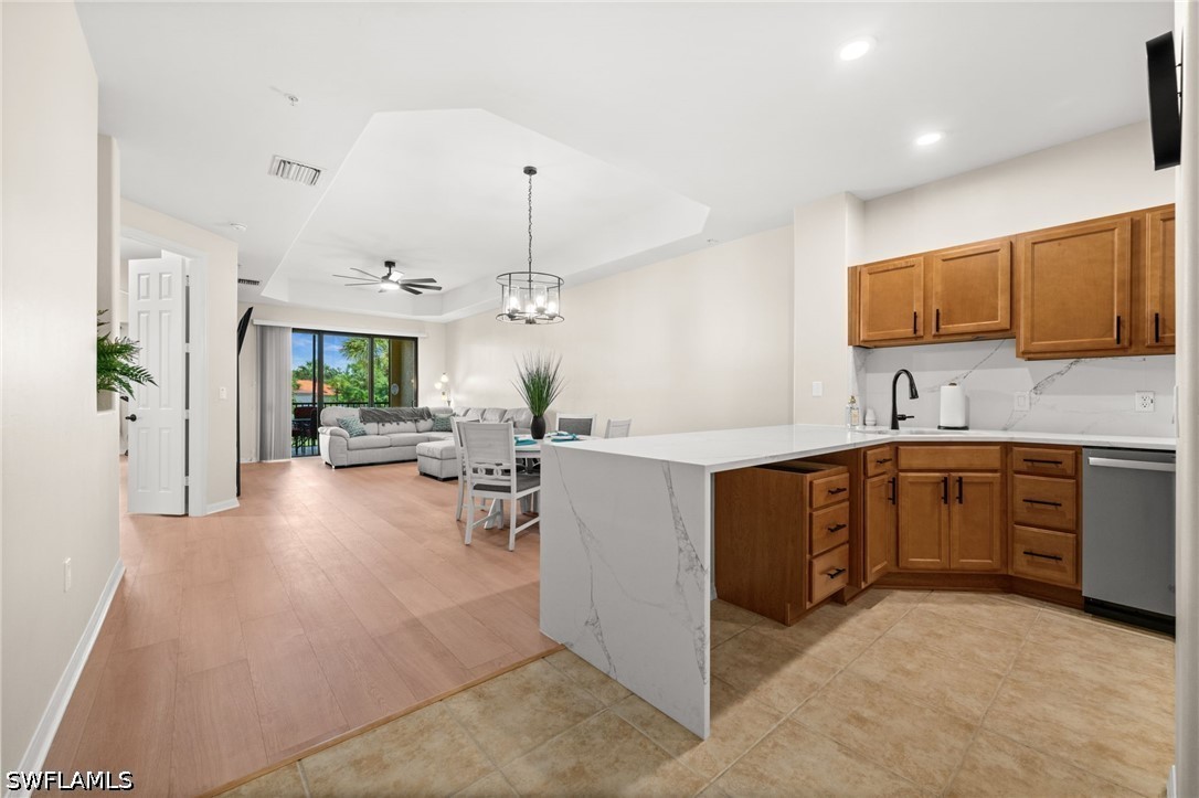3 Bed Waterfront Home for Sale in Fort Myers, photo 14