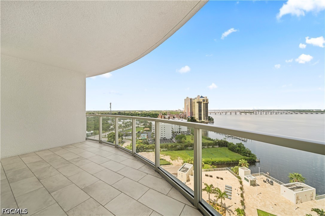 3 Bed Pool Home for Sale in Oasis, photo 14