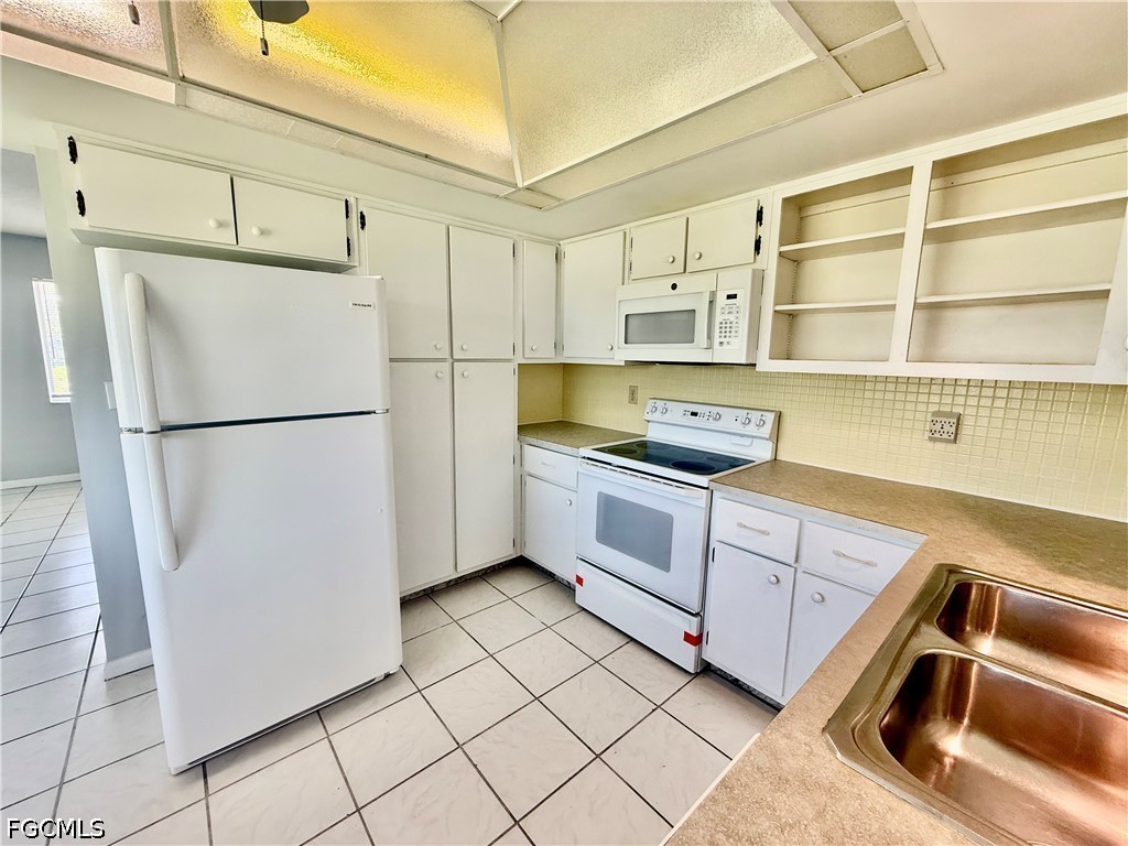 2 Bed Condominium for Sale in Fairways Condo, photo 14